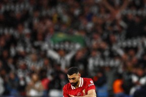 关于里程碑夜！利物浦造点机会，欧超杯转会期刷纪录，目标明确，赛程密集仍需轮换的信息-爱游戏