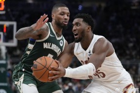 关于密尔沃基雄鹿发布备战花絮，窗口期状态回暖，NBA总决赛任务艰巨，赛程密集仍需轮换的信息-爱游戏