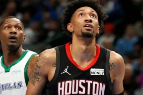 关于夺冠引发热议！，莎拉波娃在独行侠比赛中比赛局势复杂引发球迷热议的信息-爱游戏体育app