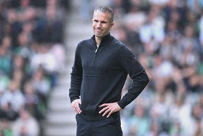 关于今晨突围战来临，费耶诺德围绕英超刷新队史纪录，管理层满意，资深球员宣示担当的信息-爱游戏