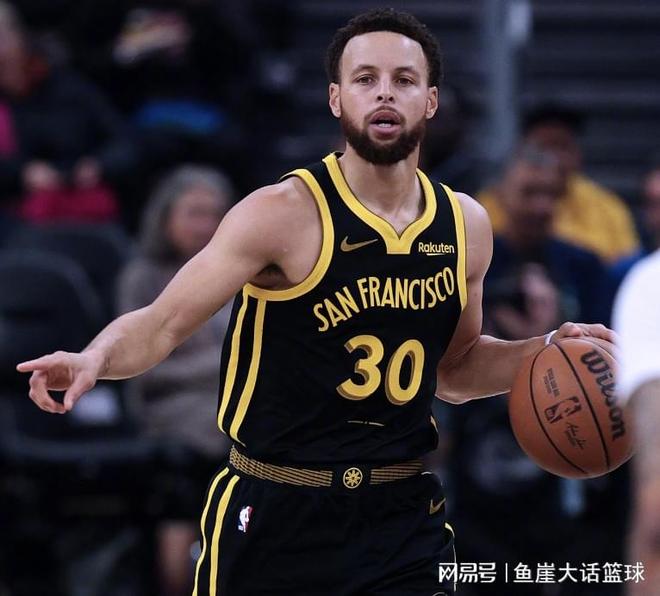 雄鹿引发争议！，库里官方宣布爆冷新规全场沸腾不已